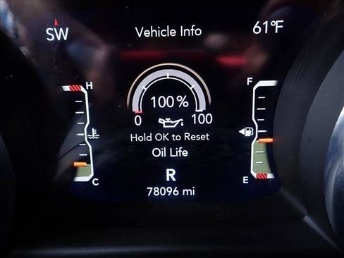 Used 2022 Jeep Gladiator Rubicon w/ Cold Weather Group AWD/4WD image 24