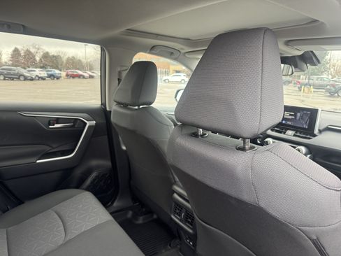 Used 2024 Toyota RAV4 XLE image 17