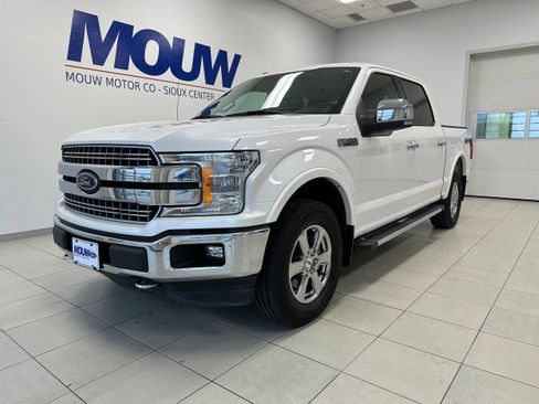 Used 2018 Ford F150 Lariat image 2