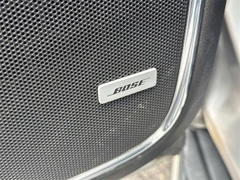 Used 2018 GMC Yukon Denali image 29