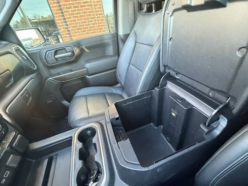 Used 2021 Chevrolet Silverado 1500 LT Trail Boss w/ Convenience Package II image 29