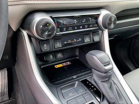 Used 2025 Toyota RAV4 XLE Premium w/ Weather Package image 38