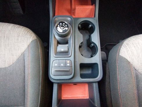 Used 2023 Ford Maverick XLT image 50