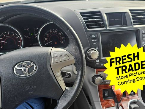 Used 2010 Toyota Highlander Limited image 9
