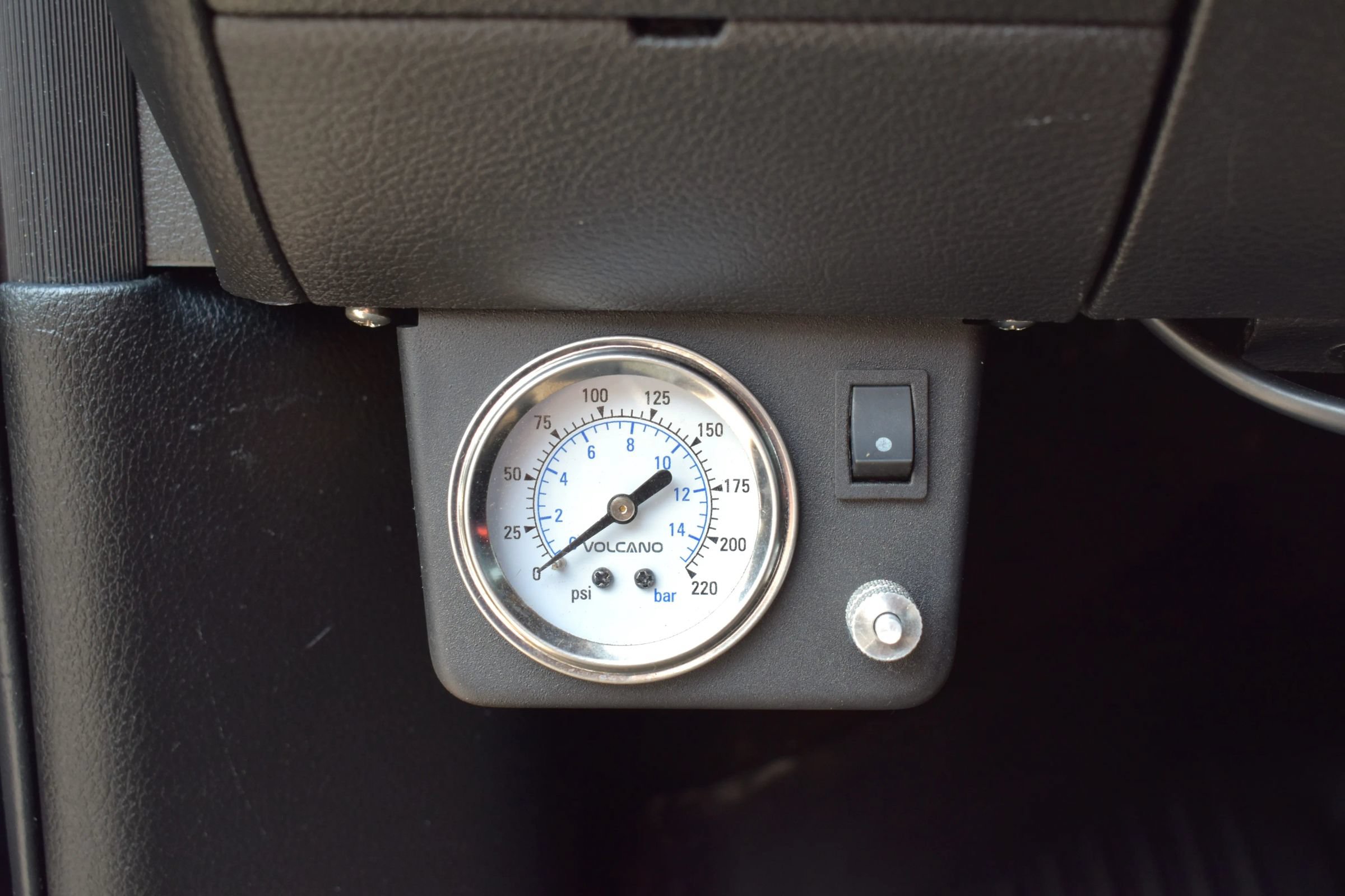 Used 2020 RAM 1500 Big Horn AWD/4WD image 16