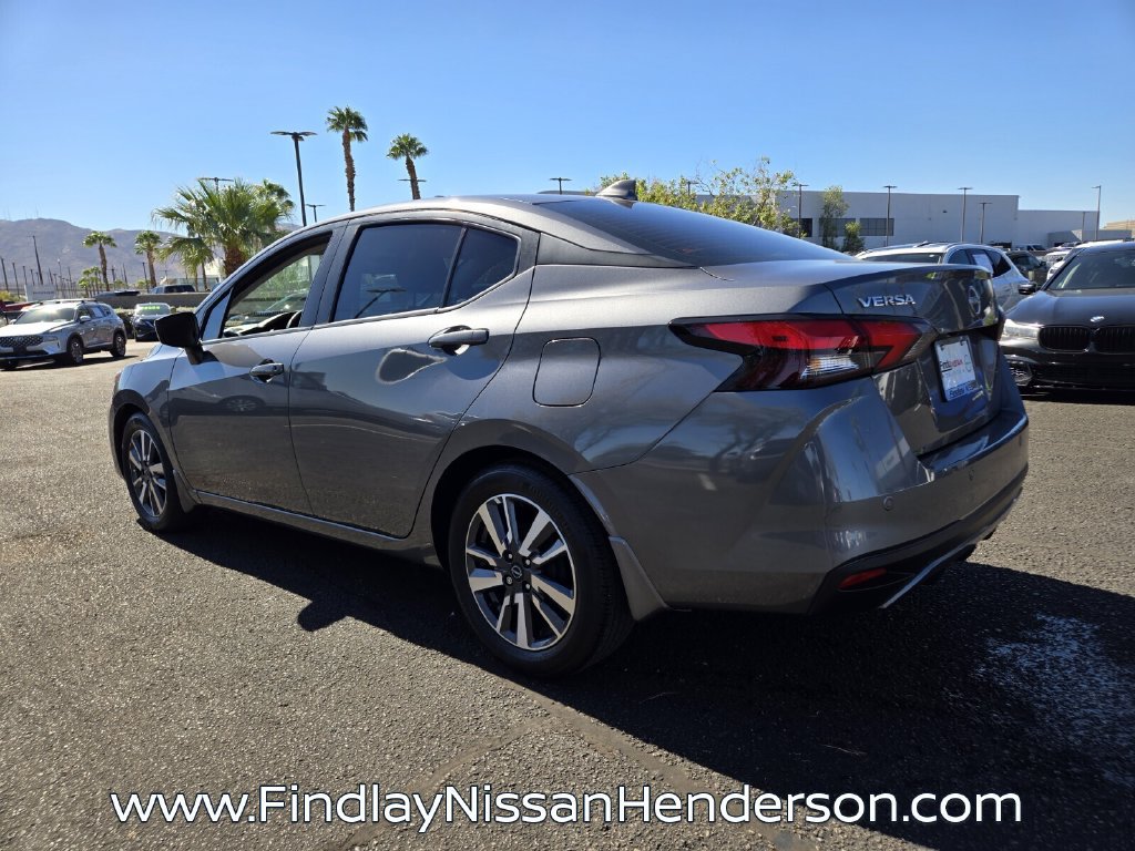 Used 2023 Nissan Versa SV w/ Trunk Package FWD image 4