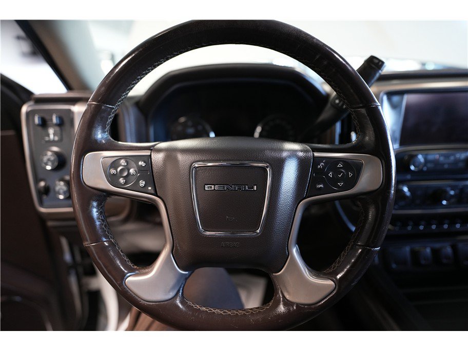 Used 2016 GMC Sierra 1500 Denali w/ Enhanced Driver Alert Package AWD/4WD image 20