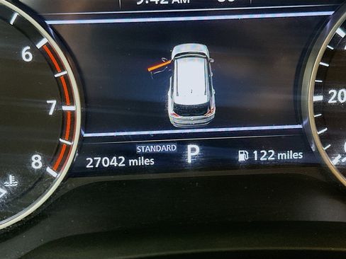 Used 2023 Nissan Rogue S FWD image 19