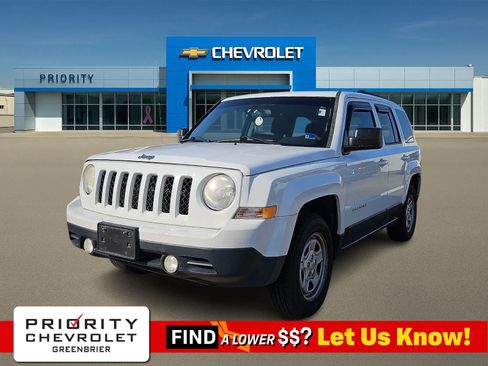 Used 2014 Jeep Patriot Sport w/ Power Value Group AWD/4WD image 1