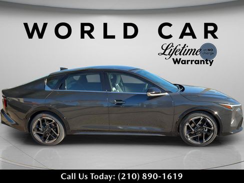 New 2025 Kia K4 GT-Line w/ GT-Line Premium Package image 2