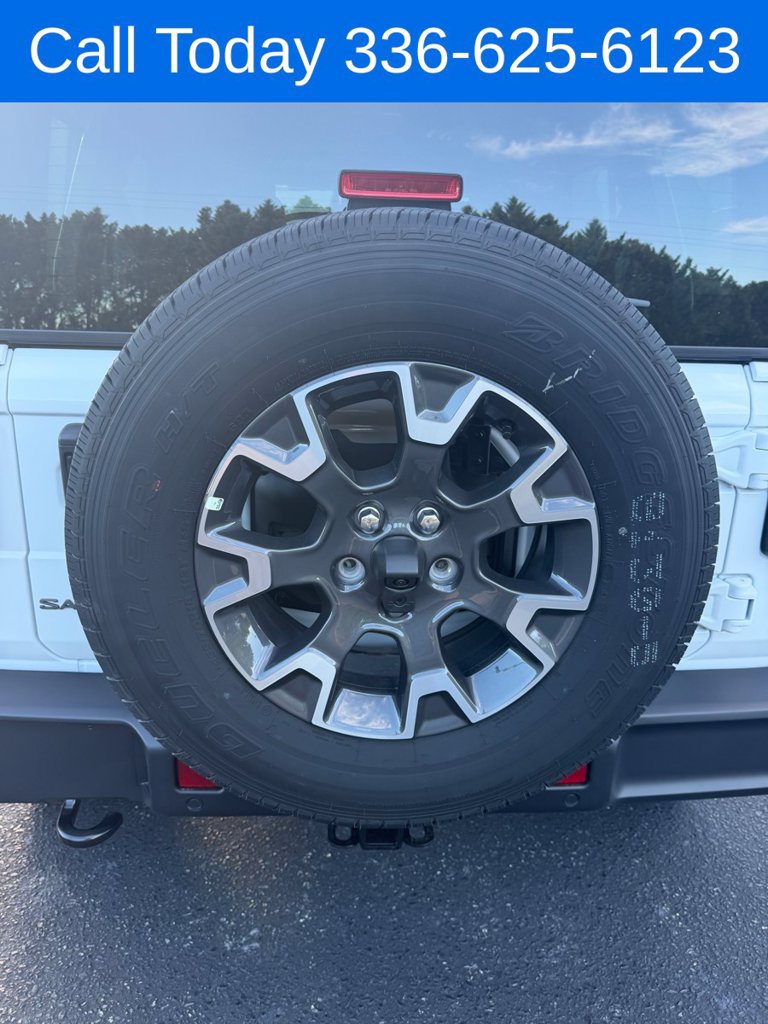 New 2027 Jeep Wrangler Unlimited Sahara AWD/4WD image 10