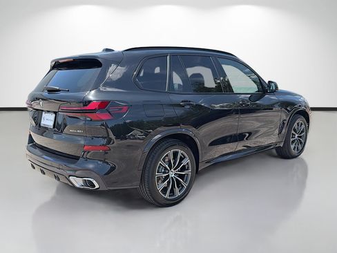 New 2026 BMW X5 xDrive40i w/ M Sport Package AWD/4WD image 3