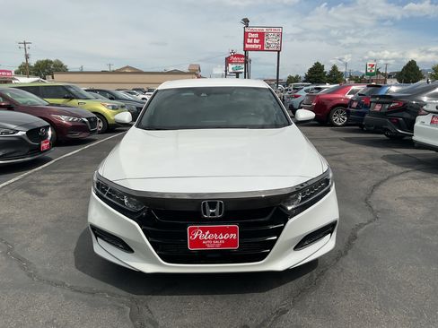 Used 2020 Honda Accord Sport image 3