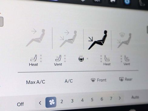 Used 2024 RAM 1500 Laramie image 47