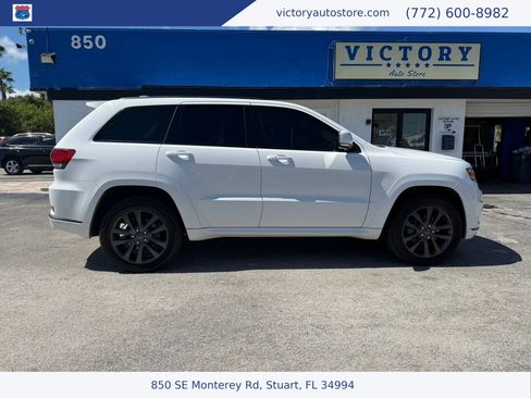 Used 2018 Jeep Grand Cherokee High Altitude AWD/4WD image 2