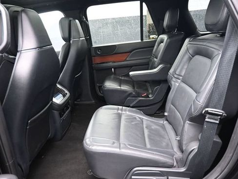 Used 2024 Lincoln Navigator Reserve AWD/4WD image 35