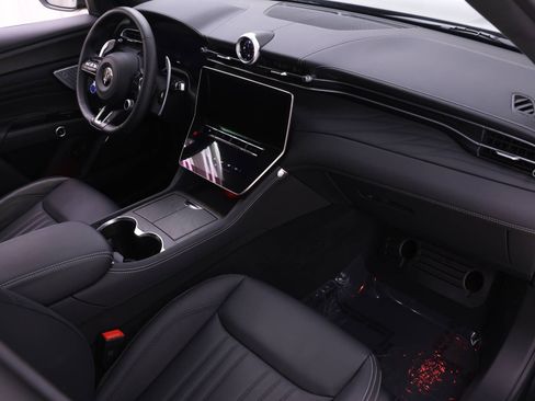 New 2025 Maserati Grecale Modena AWD/4WD image 23