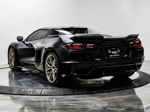 Used 2023 Chevrolet Corvette Z06 image 12