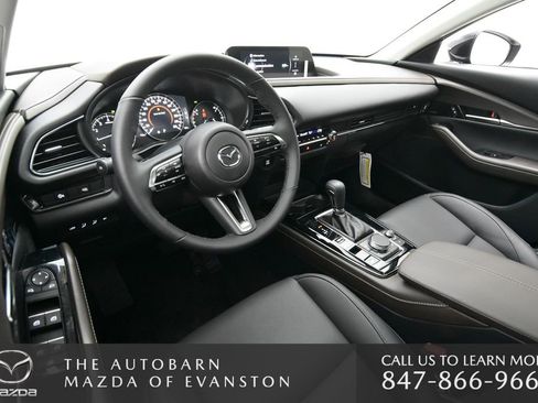 Used 2025 MAZDA CX-30 AWD 2.5 S w/ Premium Package image 29
