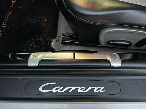 Used 2000 Porsche 911 Carrera image 24