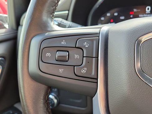 Used 2022 GMC Yukon SLT w/ SLT Luxury Package RWD image 24