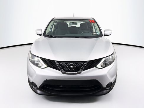 Used 2018 Nissan Rogue Sport S w/ S Appearance Package image 3