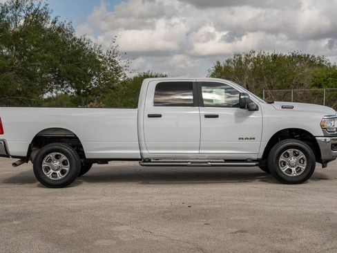 Used 2023 RAM 2500 Big Horn w/ Level 1 Equipment Group image 8