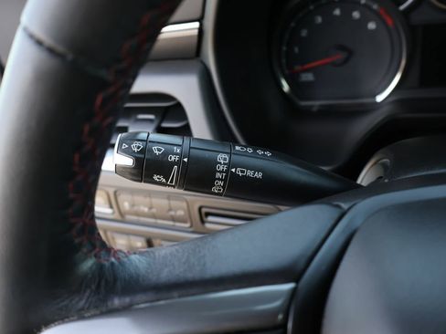 Used 2021 Chevrolet Suburban RST image 39