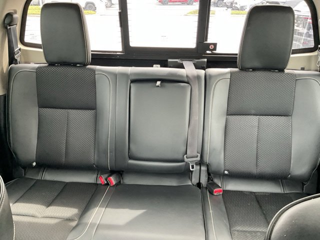 Used 2017 Nissan Titan PRO-4X AWD/4WD image 30