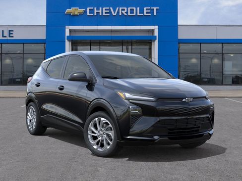 New 2027 Chevrolet Bolt LT w/ Comfort Package image 7