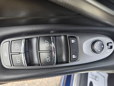 Used 2018 INFINITI Q50 Sport AWD/4WD image 19