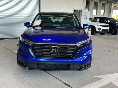 Used 2025 Honda CR-V LX image 8