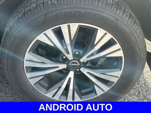 Used 2022 Nissan Rogue SV image 13