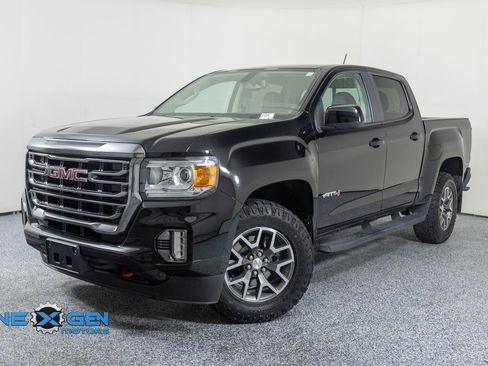 Used 2022 GMC Canyon AT4 AWD/4WD image 3