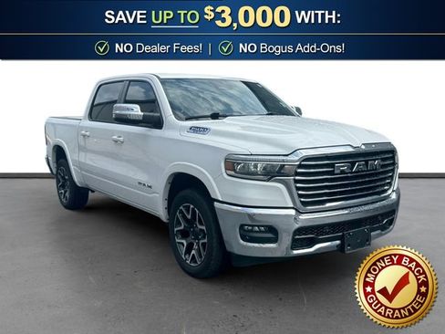 Used 2025 RAM 1500 Laramie AWD/4WD image 10