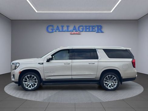 Used 2024 GMC Yukon XL Denali image 9