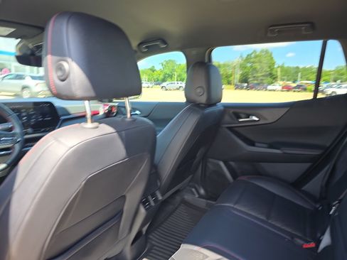 Used 2025 Chevrolet Equinox RS w/ Safety and Technology Package FWD image 10