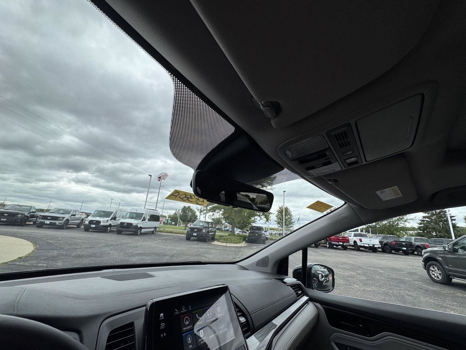 Used 2023 Honda Odyssey Elite image 26