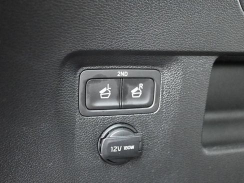 Used 2025 Kia Telluride S FWD image 24