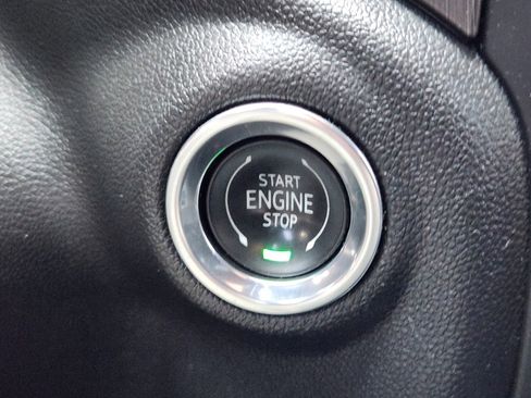 Used 2020 GMC Sierra 1500 AT4 w/ AT4 Premium Package AWD/4WD image 18