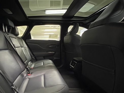 New 2025 Toyota Crown Signia image 17