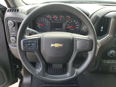 Used 2025 Chevrolet Silverado 1500 Custom AWD/4WD image 22