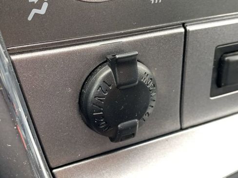 Used 2008 Toyota Matrix XR image 25