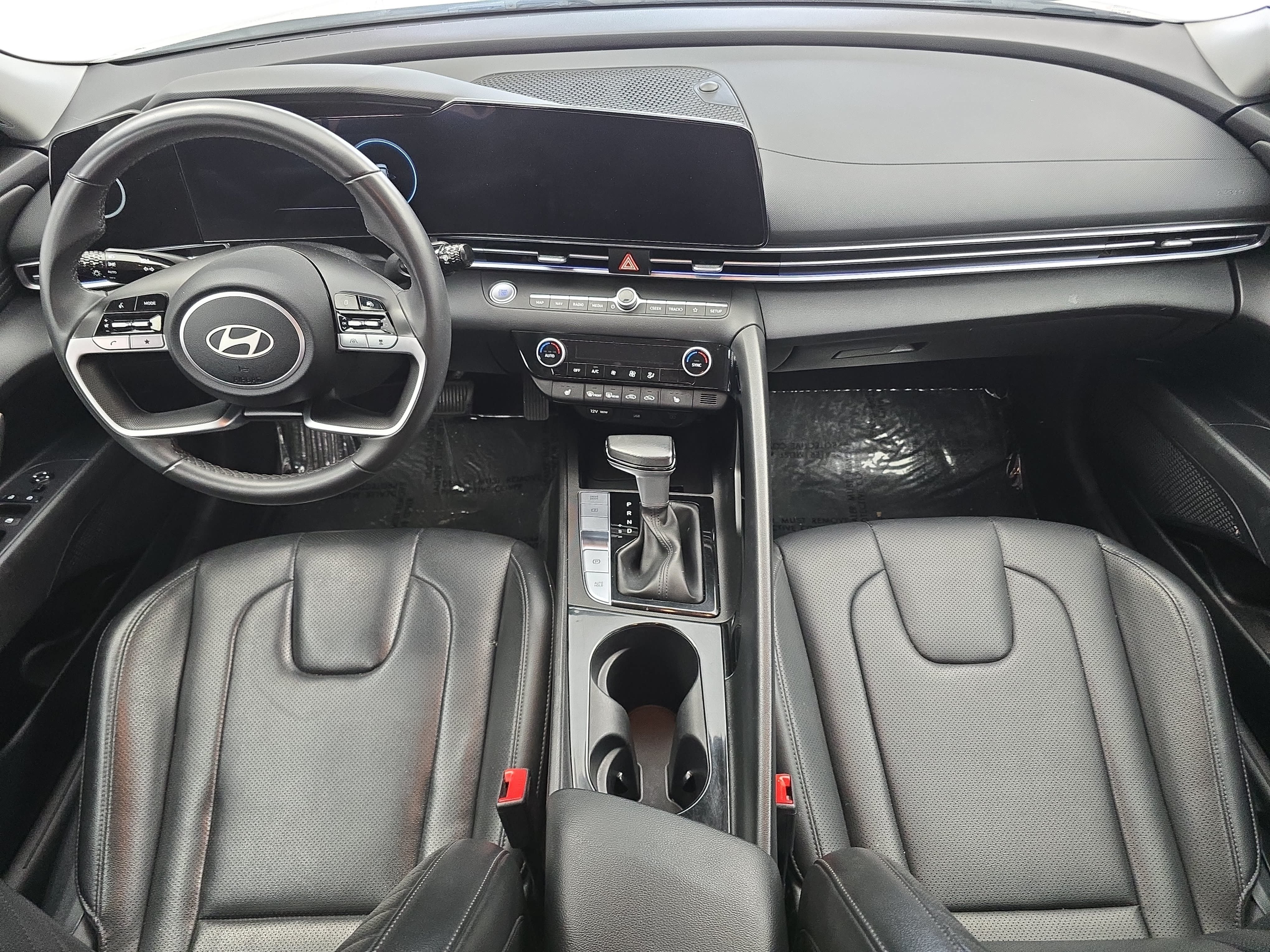 Used 2025 Hyundai Elantra Limited FWD image 9