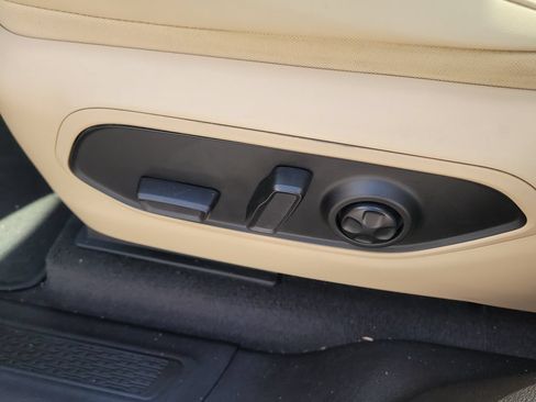 Used 2021 Jeep Grand Cherokee L Limited RWD image 22