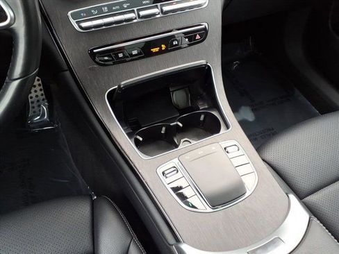 Certified 2022 Mercedes-Benz GLC 300 image 7