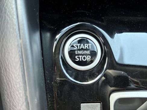 New 2025 Nissan Versa SV w/ Trunk Package image 17