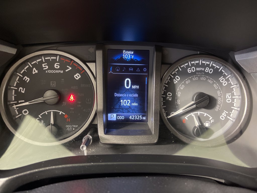 Used 2020 Toyota Tacoma TRD Sport w/ TRD Premium Sport Package AWD/4WD image 18
