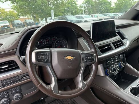 Used 2021 Chevrolet Suburban LS AWD/4WD image 6