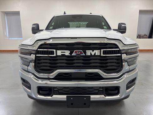 New 2026 RAM 2500 Big Horn AWD/4WD image 3